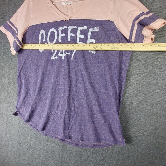 MAURICES WOMENS PURPLE PINK COFFEE 24/7 COTTON BLEND V-NECK T-SHIRT SIZE 2 - Picture 4 of 7